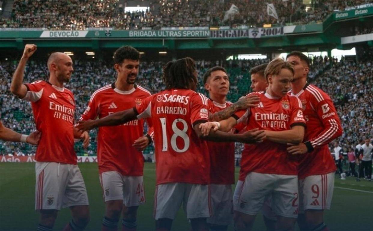 从2-0到2-2，前锋头槌破门，卫冕冠军遭绝平！穆帅迎利好：欧冠资格+不败纪录稳了！